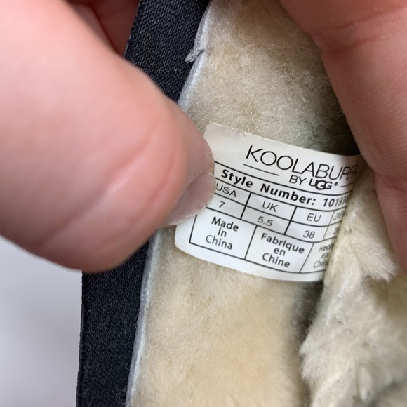 Koolaburra by UGG Shazi Short Winter Boots/Booties black suede fleece lined - Picture 8 of 12